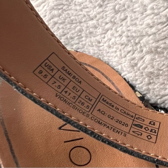 Vionic Sami Heeled Gladiator Ankle Strap Boa Snake Print Leather Sandal Sz 9.5 - Picture 9 of 13